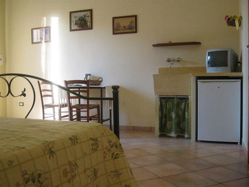 B&B Li Ccoti Cannole Exterior photo